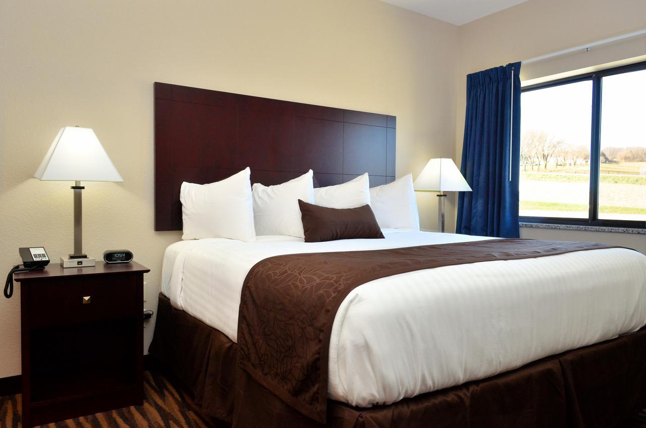Cobblestone Inn & Suites - Manning Eksteriør billede